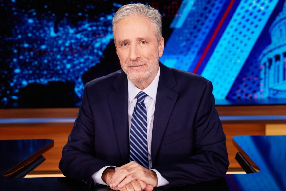 Jon Stewart to Remain ‘Daily Show’ Host Through 2028